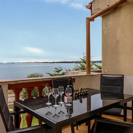 Apartment Luxurious In With House Sea View Vir