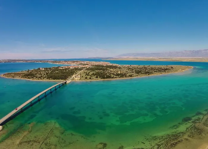 Luxurious In With House Sea View Apartment Vir